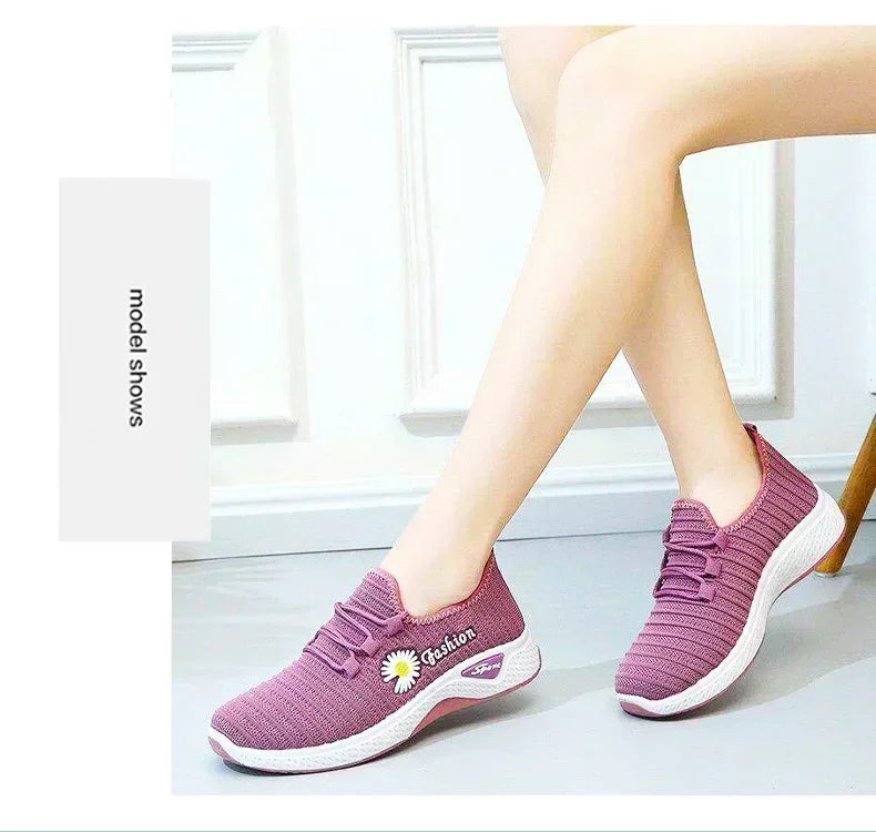 Fashionable sports shoes for women, thick and breathable soft soled mesh, lightweight casual shoes, trendy coconut shoes