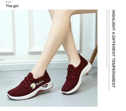 Fashionable sports shoes for women, thick and breathable soft soled mesh, lightweight casual shoes, trendy coconut shoes